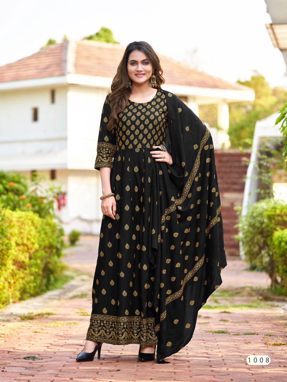 Banwery Paridhi Fancy Ethnic Wear Heavy Rayon Long Kurti With Dupatta Collection